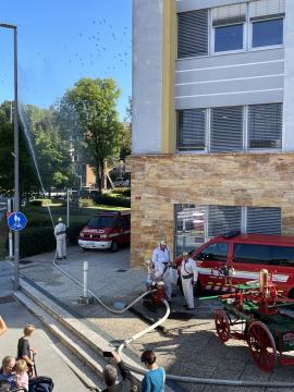 6 PGD Šmarje Sap je prikazal delo s staro gasilsko tehniko.